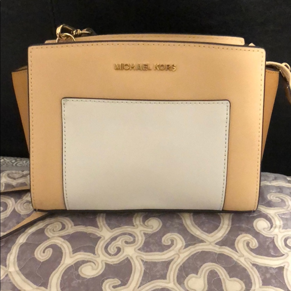 Michael Kors crossbody - Picture 4 of 4